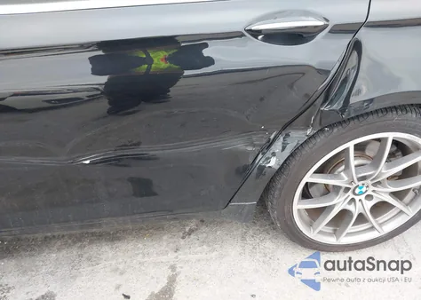 2015 BMW 740Li xDrive z USA, uszkodzony, nr VIN WBAYF4C54FD874107